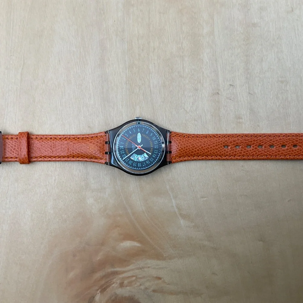 Swatch Rocking Quartz 24-hour Watch - Picture 4 of 7